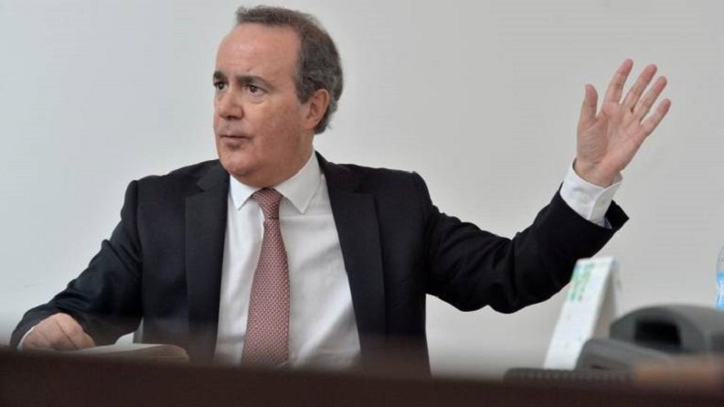 "Garantia M&uacute;tua amenizou a crise e o desemprego"